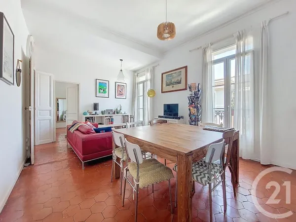 Appartement 5 pièces 48 m²