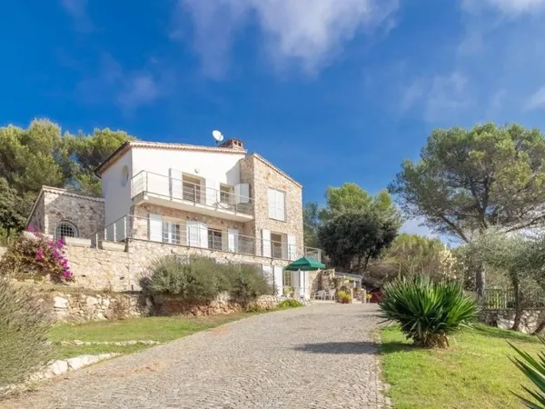 Villa 218 m²