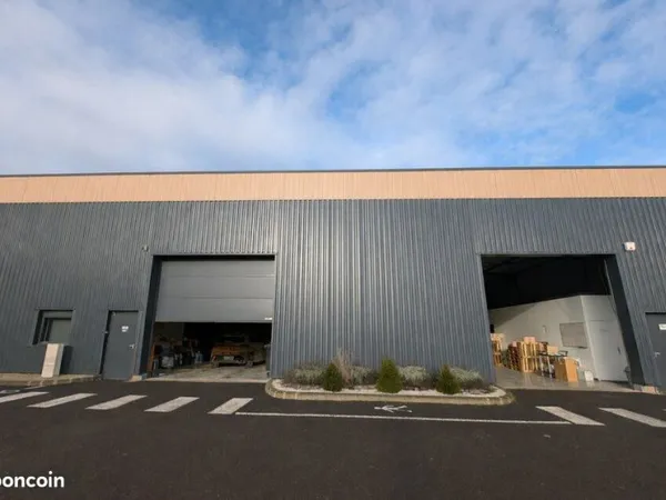 LOCAL D'ACTIVITE 255 m² BÉTHENY