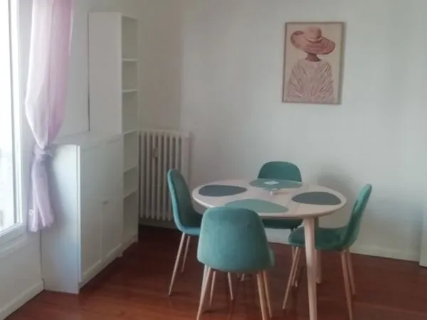F2 meublé 42 m² - Lumineux & calme - Ascenseur - Hyper-centre