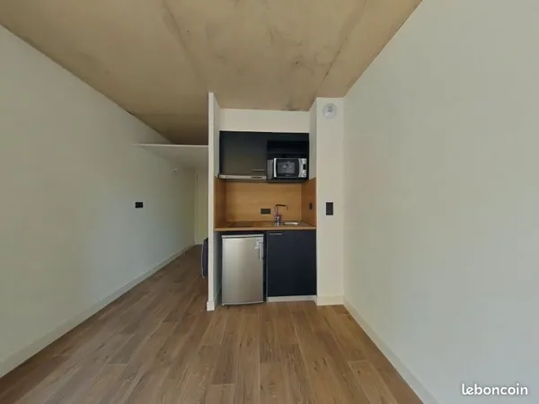 Studio 1 pièce 18 m²