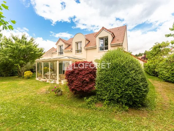 Maison 7 pièces 164 m²