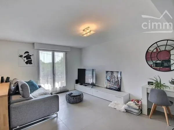 A VENDRE APPARTEMENT 3 PIECES A GOURNAY SUR MARNE