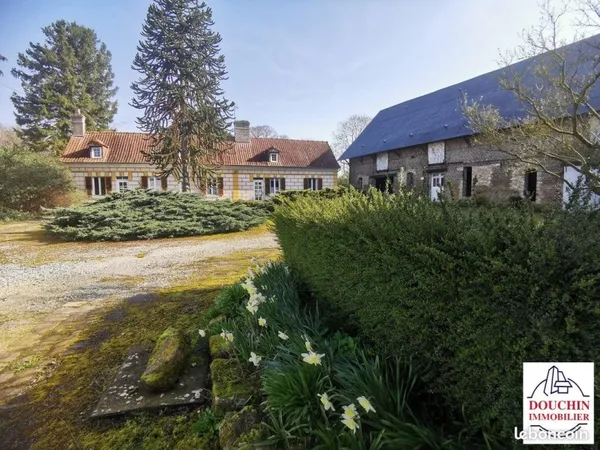 Propriété 6 pièces 1168 m²