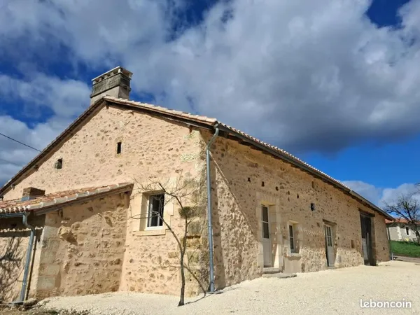 Maison renovée CONNEZAC