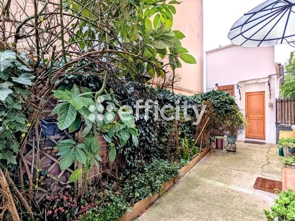 Appartement 6 pièces 100 m²