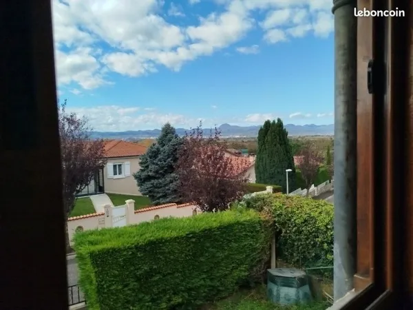 Maison vue chaîne des Puys , investisseurs
