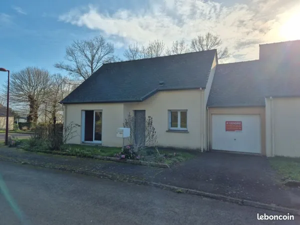 Maison T3 d'env 63m² à SAINT SEGLIN