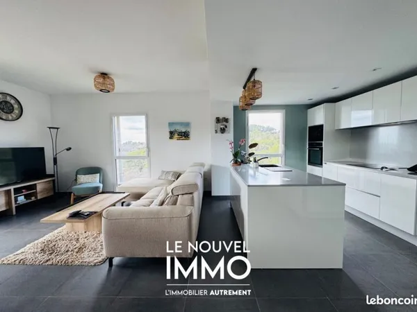 Superbe appartement dernier etage - 30 m² terrasse