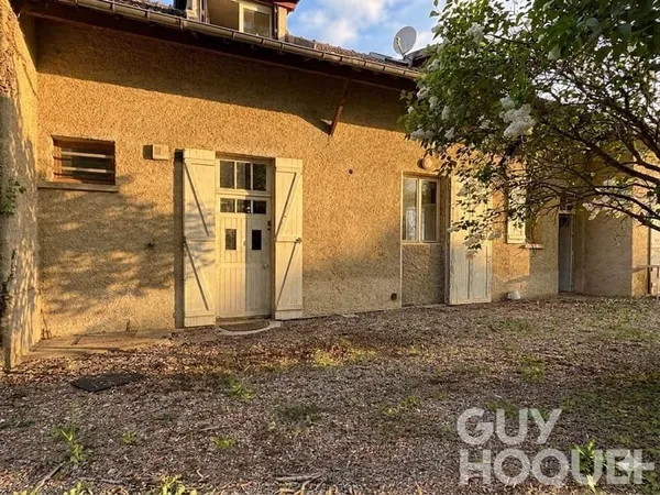 Maison avec jardin dans un cadre verdoyant à deux pas de Mantes