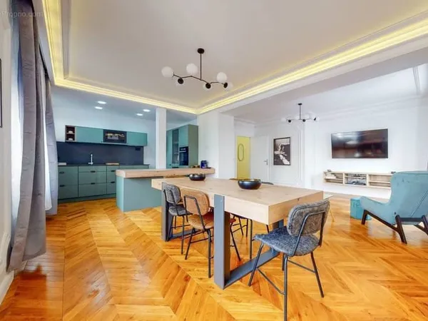 2 Appartements luxueux près du Trocadéro, 16ème arr. Paris