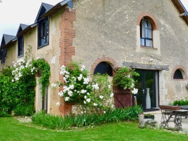 Ensemble immobilier 28 pièces 660 m²