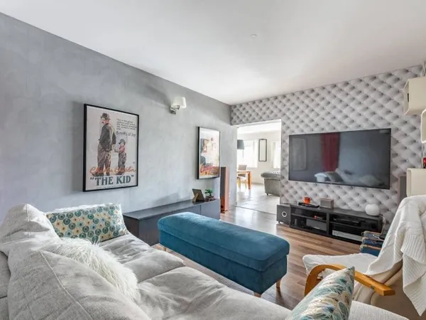 Maison 4 pièces 200 m²