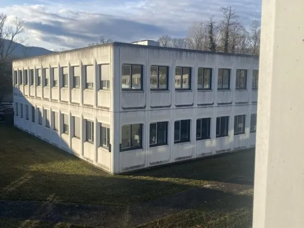 BUREAUX -90 m2
