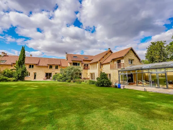 Propriété de campagne 19 pièces 165 m²