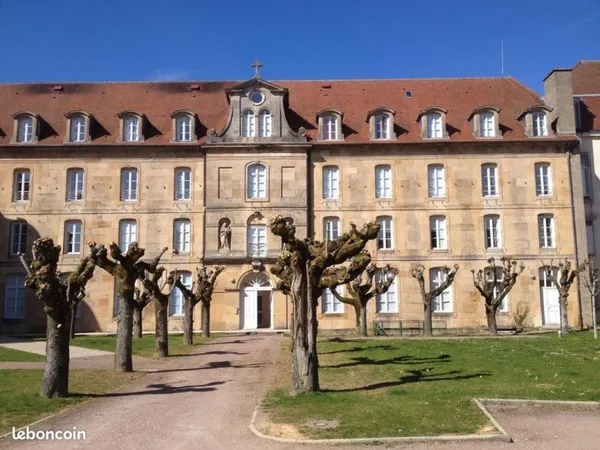 Grand T3 Résidence des Carmes