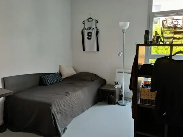 VALENCIENNES STUDIO MEUBLE DANS RESIDENCE ETUDIANTS