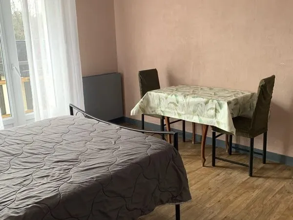 Studio à l'année