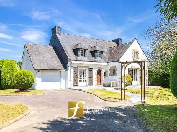 PLOUGOUMELEN - MAISON A RENOVER
