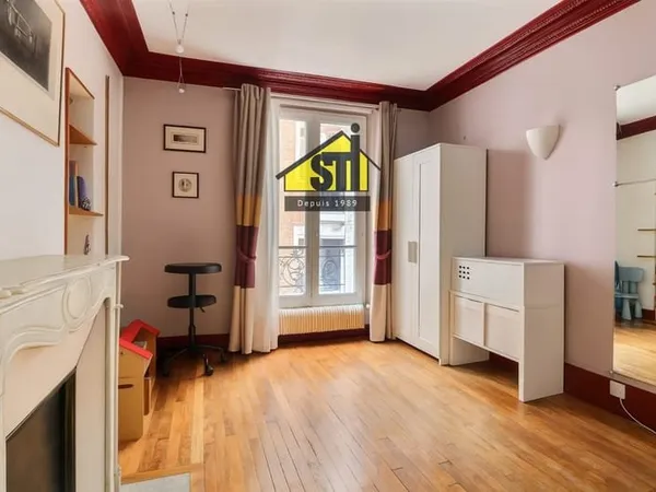 5 Pièces Charme de l'ancien Parquet Moulures Cheminées