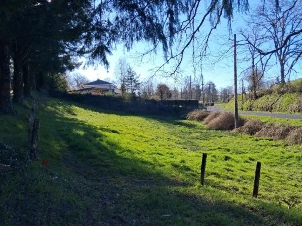 Terrain 1630 m²