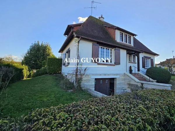 Maison 5 pièces 144 m²