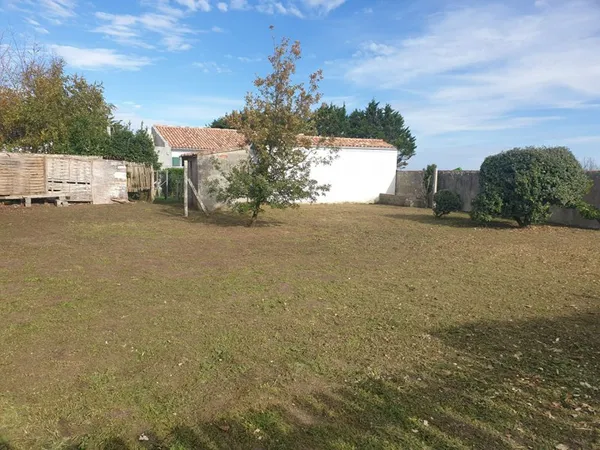 Terrain 430 m²
