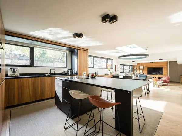 À vendre Péniche Freycinet 195 m2 Lyon 2ème (Quai Ramba