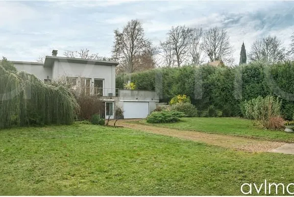 Maison familiale sur un beau terrain de 1300m2