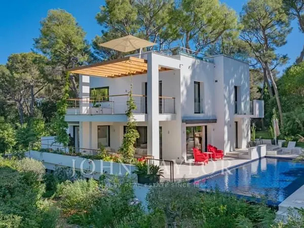 Vila contemporaine proche de la plage