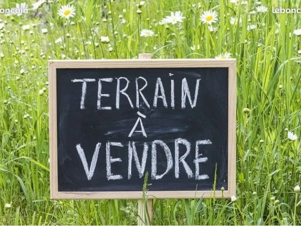 Terrain à bâtir 700m² aux alentours de Méru