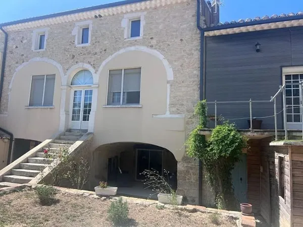Maison 5 pièces 176 m²