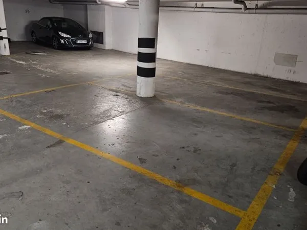 Loue parking Paris 10