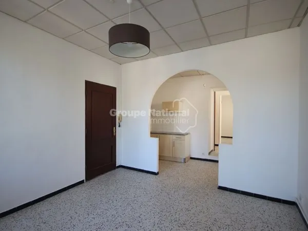 Appartement - 4 pièces - 50 m2 environ de surface - Monteux village - Rez-de-chaussée