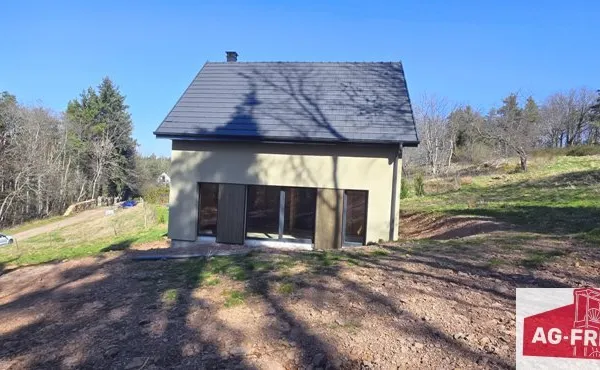 A vendre maison neuve de 105 m2 sur 13 ares de terrain à Lab