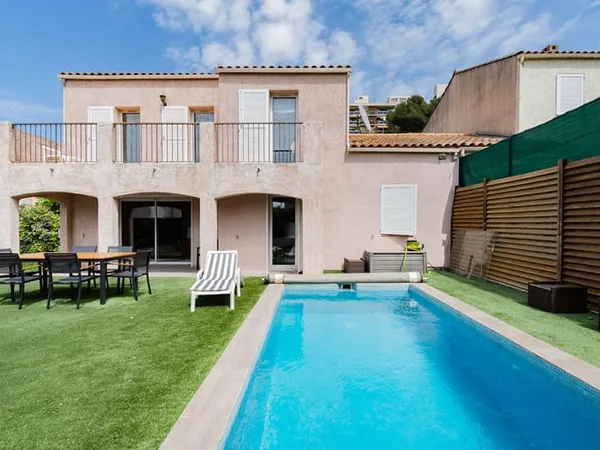 Maison Marseille - 5 pièce(s) - 120m2