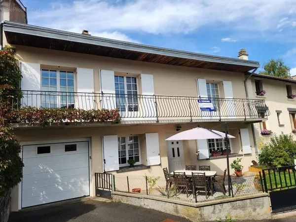 Maison 6 pièces 159 m²