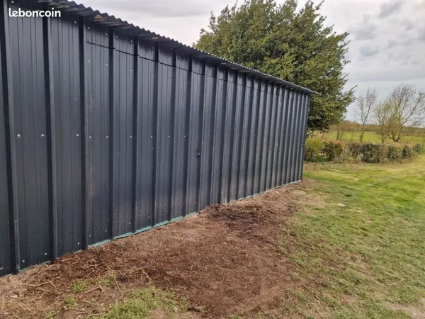 Garde-meuble box garage