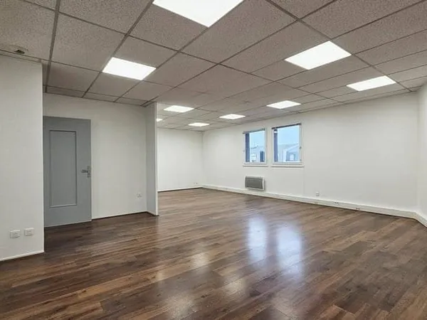 Bureaux 110 m²