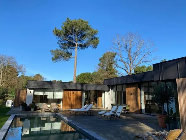 Maison individuelle 8 pièces 220 m²