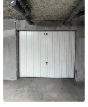 Garage box fermé - centre d'Annemasse