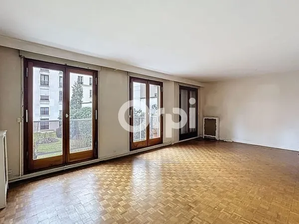 Appartement 4 pièces 81 m²