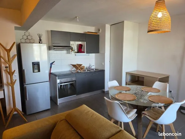 Apparemment meublé à Billere