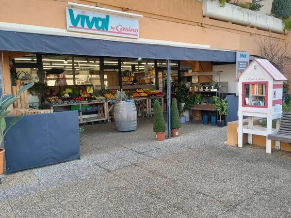 Boutique 150 m²