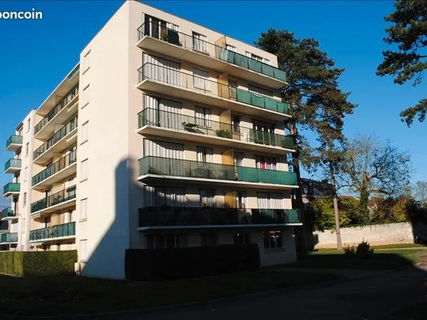 Studio 1 pièce 31 m²