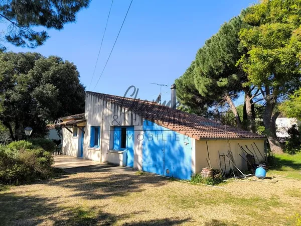 Exclusif ! Villa de 114m2 environ à rénover sur 1700m2 de jardin