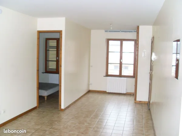 Appartement - Centre bourg tous commerces