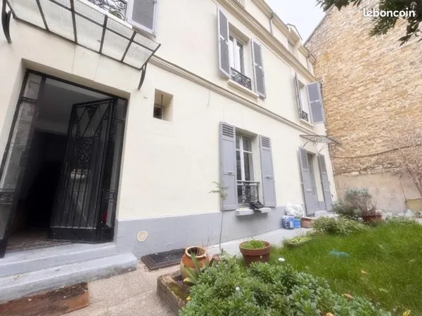Immeuble 240 m²