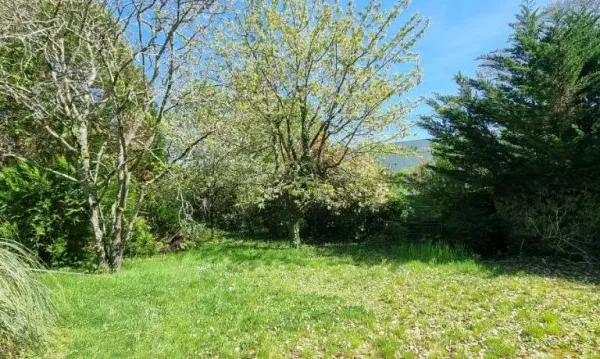 Terrain 870 m²