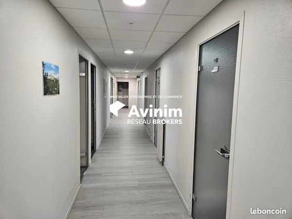 Bureaux 195 m² Bourg-en-Bresse